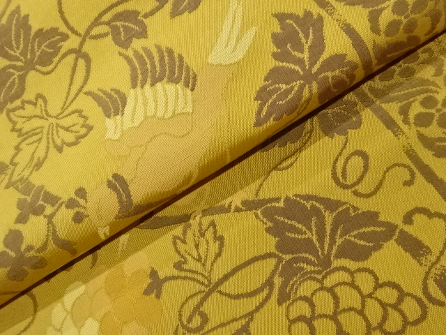  鳥に葡萄唐草模様織出し全通袋帯